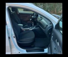 Kia Sportage 1.7 CRDI VGT 2WD Active - 13