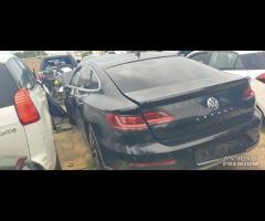 VW Arteon 2.0 D del 2020motore DFH