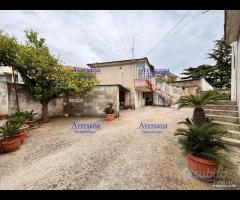 Cortile da ristrutturare realizzato su 540 mq