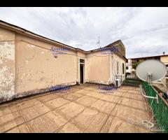 Cortile da ristrutturare realizzato su 540 mq - 21