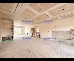 Piano rialzato con terrazzo 3 camere da letto - 6