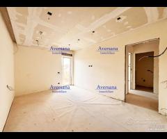 Piano rialzato con terrazzo 3 camere da letto - 13