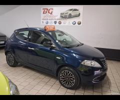 Lancia Ypsilon 1.2 69 CV 5 porte GPL Ecochic 30th - 12