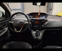 Lancia Ypsilon 1.2 69 CV 5 porte GPL Ecochic 30th - 17