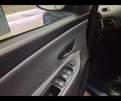 Lancia Ypsilon 1.2 69 CV 5 porte GPL Ecochic 30th - 21