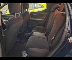 Lancia Ypsilon 1.2 69 CV 5 porte GPL Ecochic 30th - 26