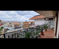 Appartamento con terrazzo a Fiumefreddo di Sicilia - 9