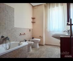 Panoramico 5 vani zona Fiera piano 9° rif-159/25 - 13