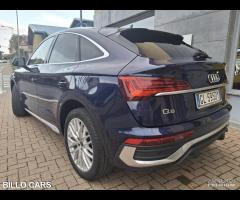 Audi Q5 Sportbak 40 2.0 Tdi mhev S line Quattro