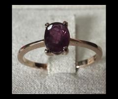 ANELLO SOLITARIO ORO ROSA 18kt. CON RUBINO OVALE
