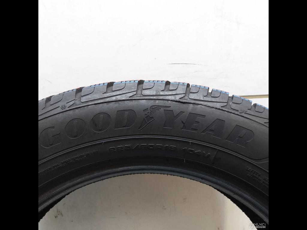 4 GOMME 225 60 18 GOODYEAR BR1136 - 5/8