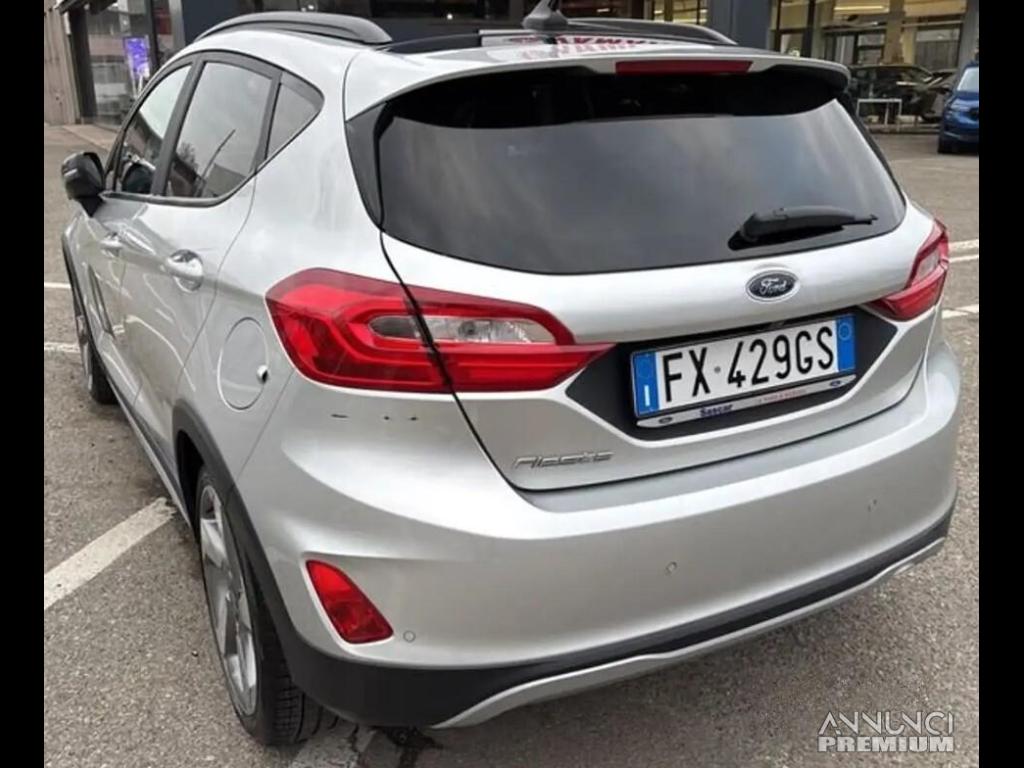 Ford Fiesta Active 1.0 Ecoboost 100 CV aut. Start& - 2/6