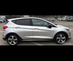 Ford Fiesta Active 1.0 Ecoboost 100 CV aut. Start&