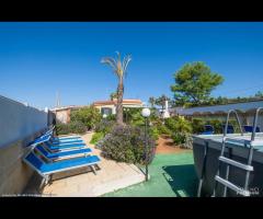 Villa Con Piscina, Parcheggio e Clima Fronte Lidi - 14