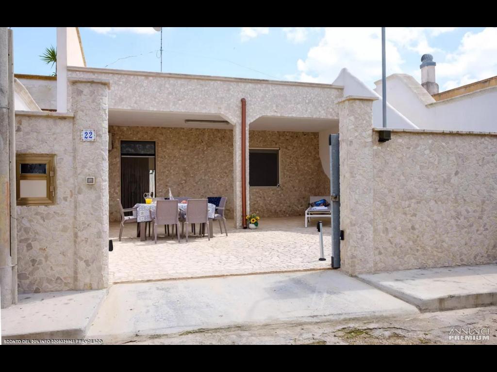 Villa a Torre Lapillo Giardino e Parcheggio - 8/28