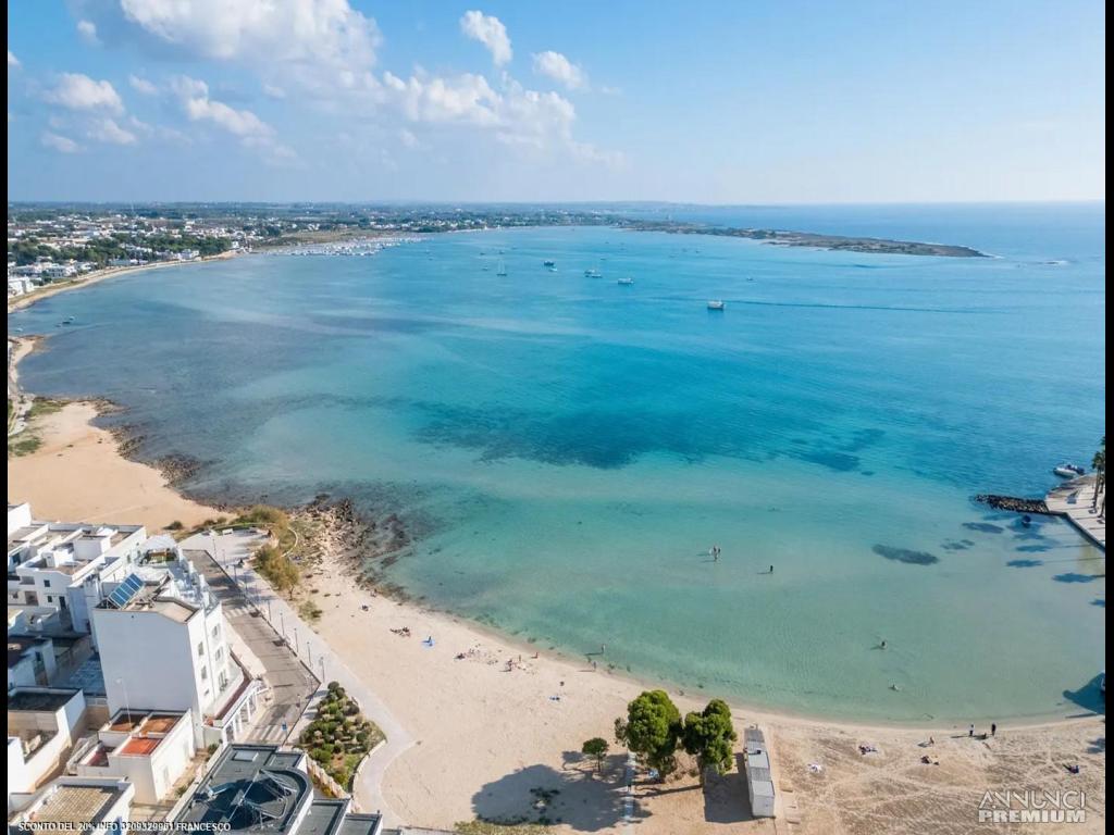 Pieno Centro Fronte Mare Porto Cesareo - 19/23