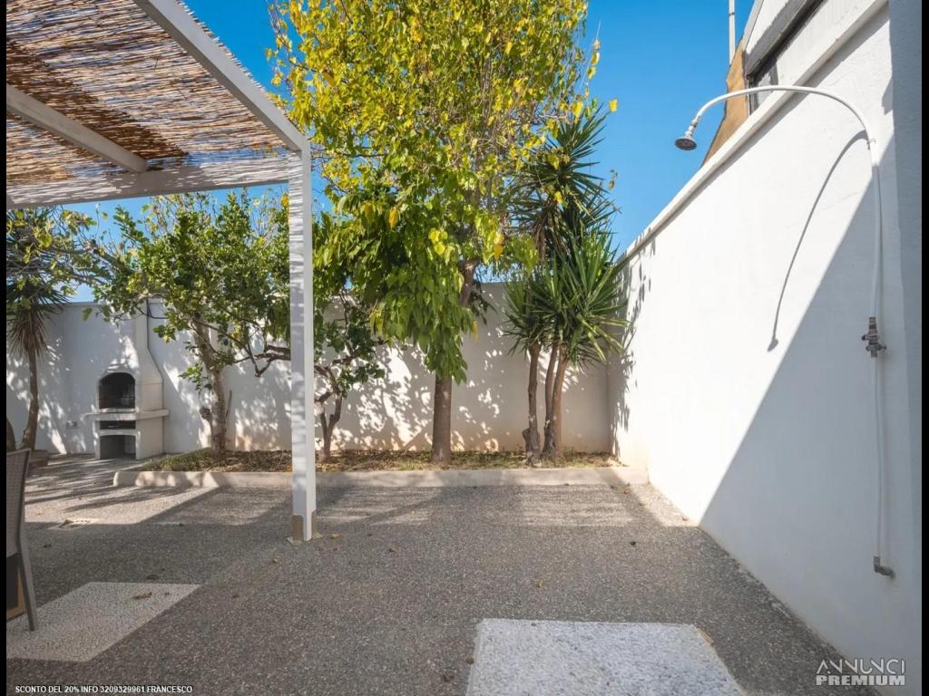 Villa Privata a Torre Lapillo Posizione Unica - 7/27
