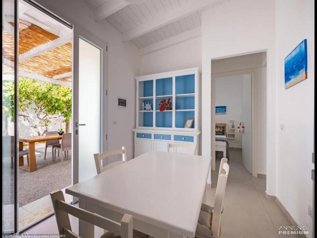 Villa Privata a Torre Lapillo Posizione Unica - 8/27