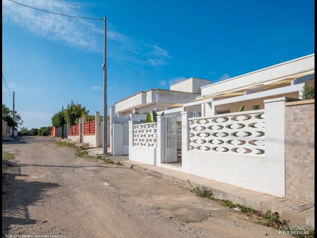 Villa Privata a Torre Lapillo Posizione Unica - 18/27