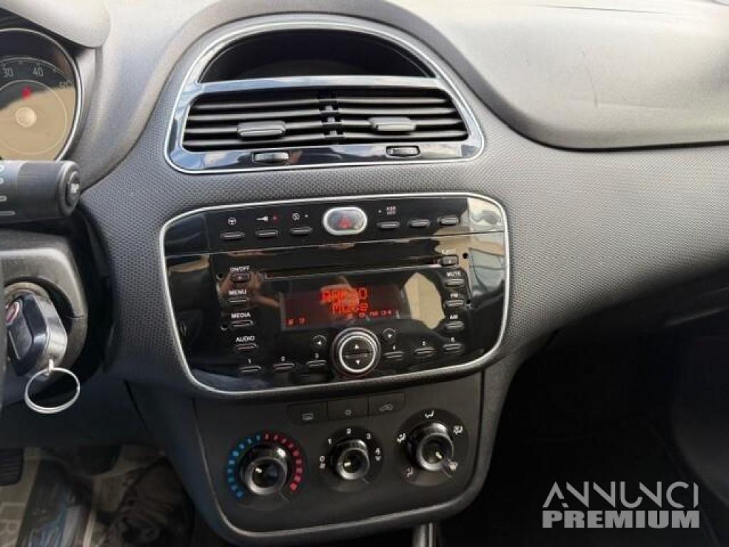 Fiat Punto Evo 1.3 Mjt 75 CV Dynamic ok neopa. - 6/12