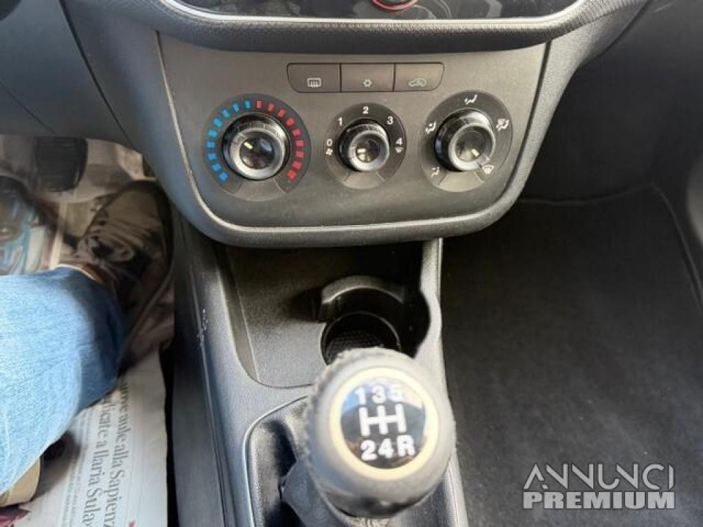 Fiat Punto Evo 1.3 Mjt 75 CV Dynamic ok neopa. - 7/12