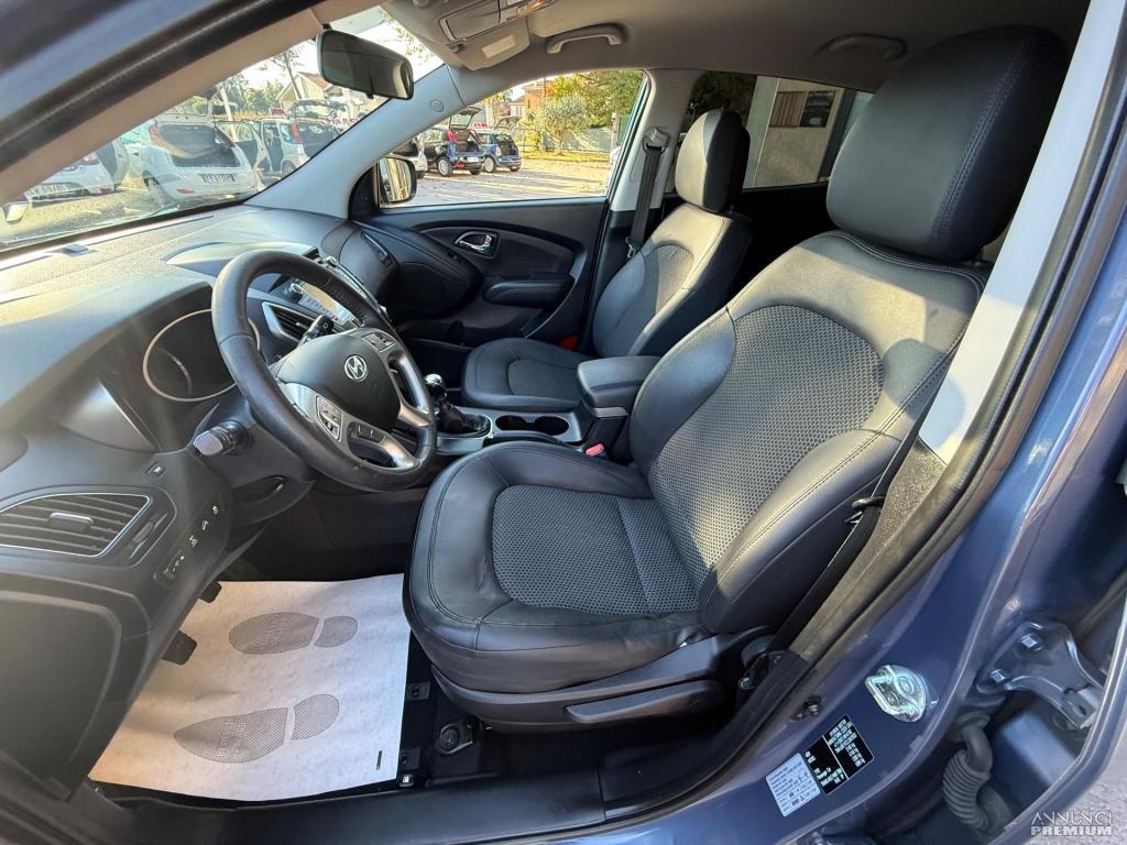 Hyundai iX35 2.0 CRDi 4WD 183 CV - Manuale - 13/25