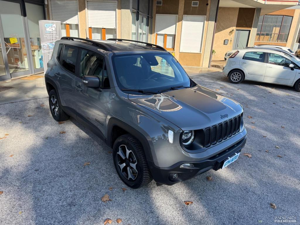 Jeep Renegade 1.3 T4 240CV PHEV 4xe AT6 Trailhawk - 11/26