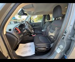 Jeep Renegade 1.3 T4 240CV PHEV 4xe AT6 Trailhawk - 13