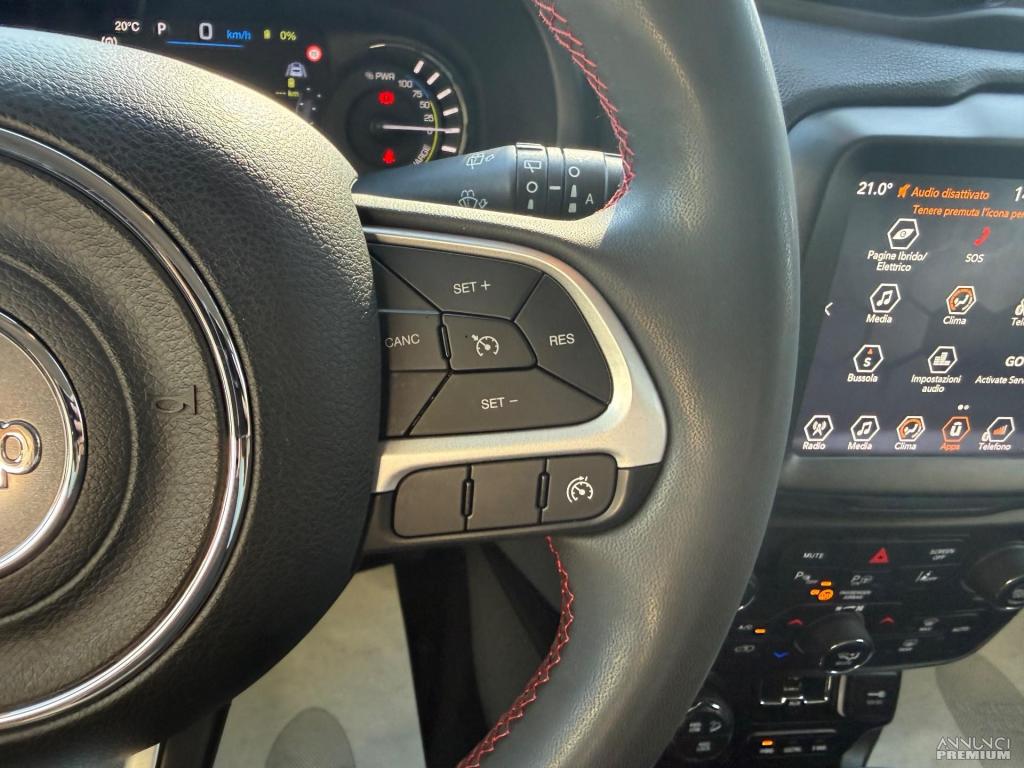 Jeep Renegade 1.3 T4 240CV PHEV 4xe AT6 Trailhawk - 20/26