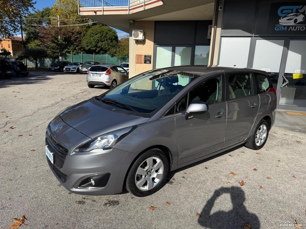 Peugeot 5008 BlueHDi 120 cv - 7 Posti - 2/20