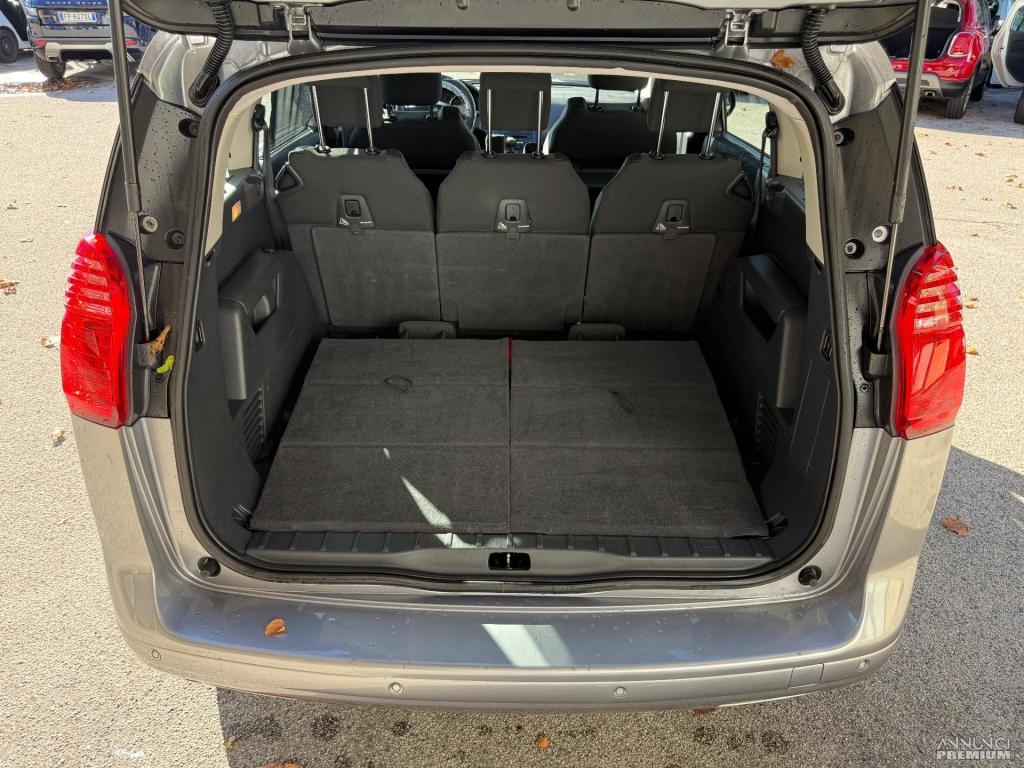 Peugeot 5008 BlueHDi 120 cv - 7 Posti - 19/20