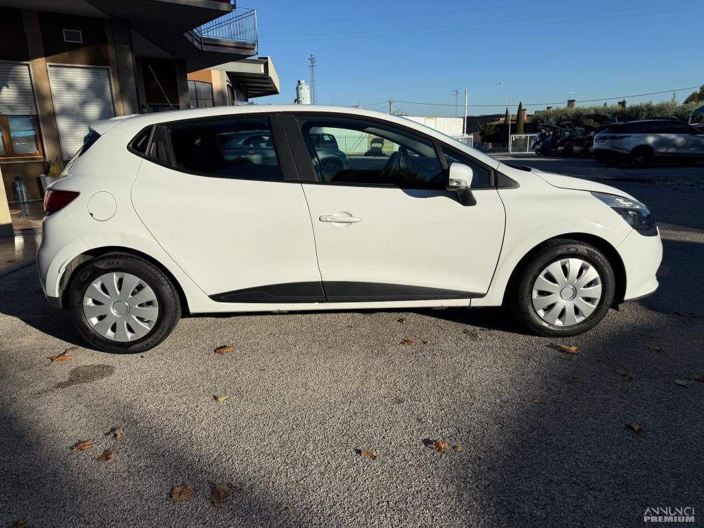 Renault Clio 1.2 75CV 5 porte - OK neopatentati - 7/19