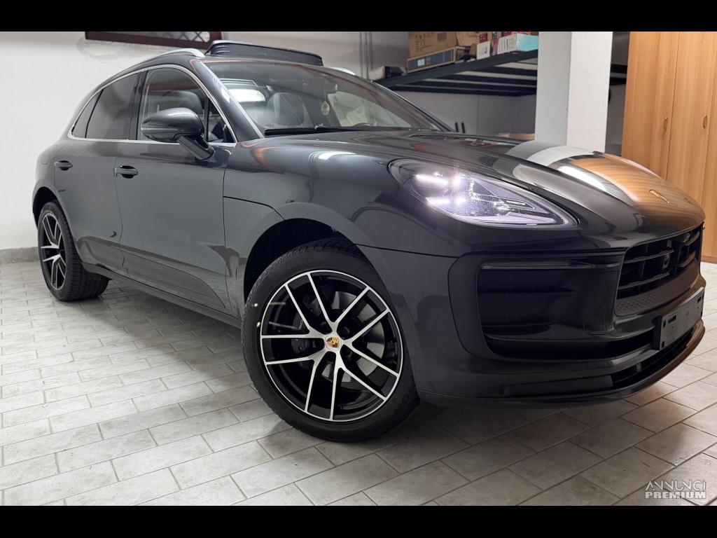 PORSCHE MACAN T - 5/30