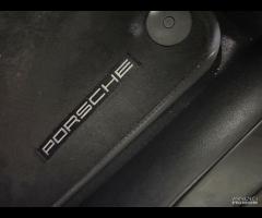 PORSCHE MACAN T - 15