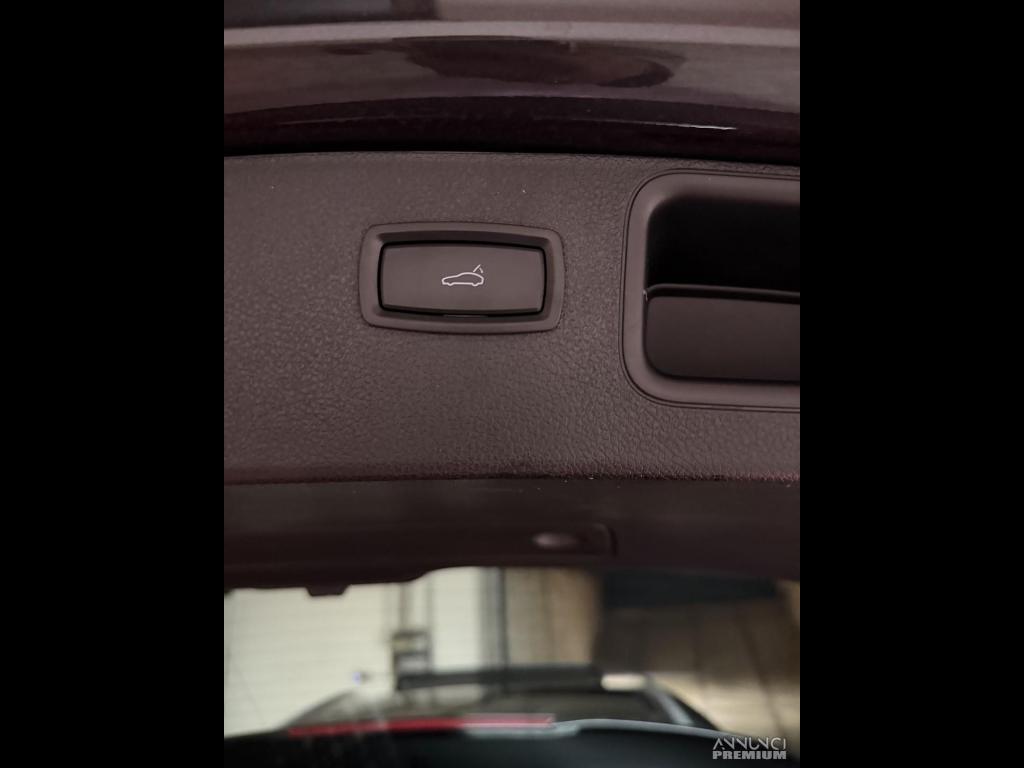 PORSCHE MACAN T - 29/30
