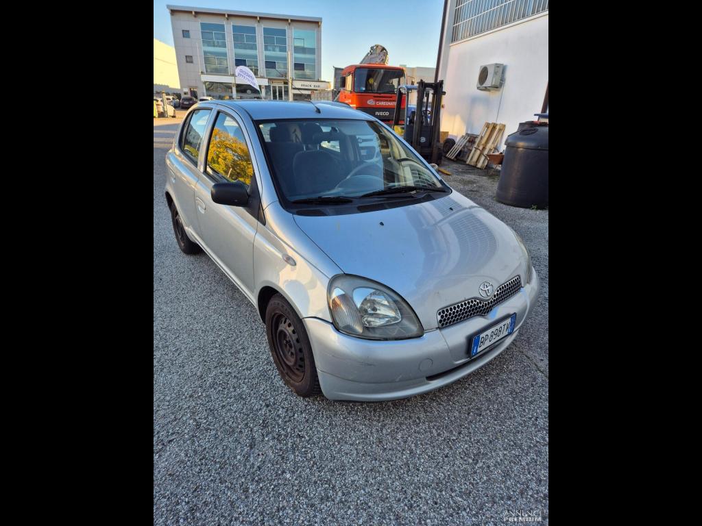 Toyota Yaris 1.0i 16V cat 5 porte - 2/21
