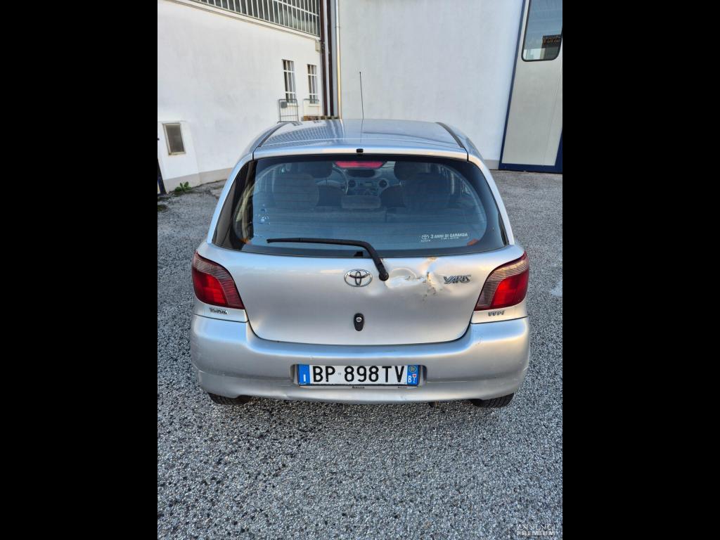 Toyota Yaris 1.0i 16V cat 5 porte - 8/21