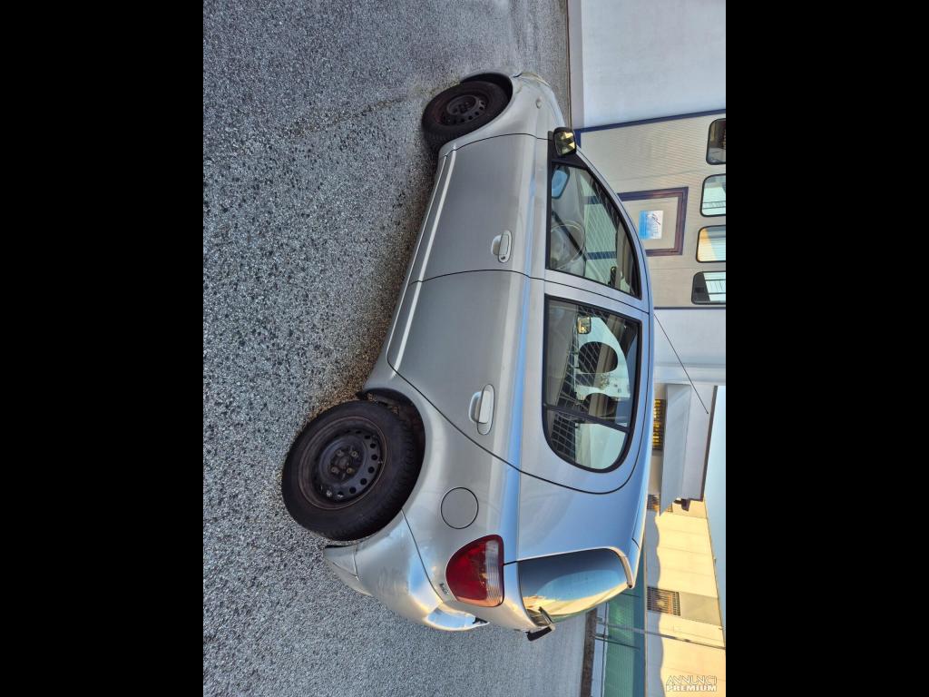 Toyota Yaris 1.0i 16V cat 5 porte - 10/21