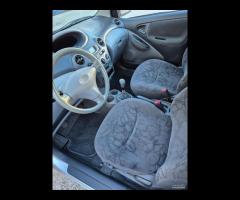 Toyota Yaris 1.0i 16V cat 5 porte - 11