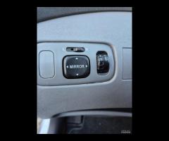 Toyota Yaris 1.0i 16V cat 5 porte - 14