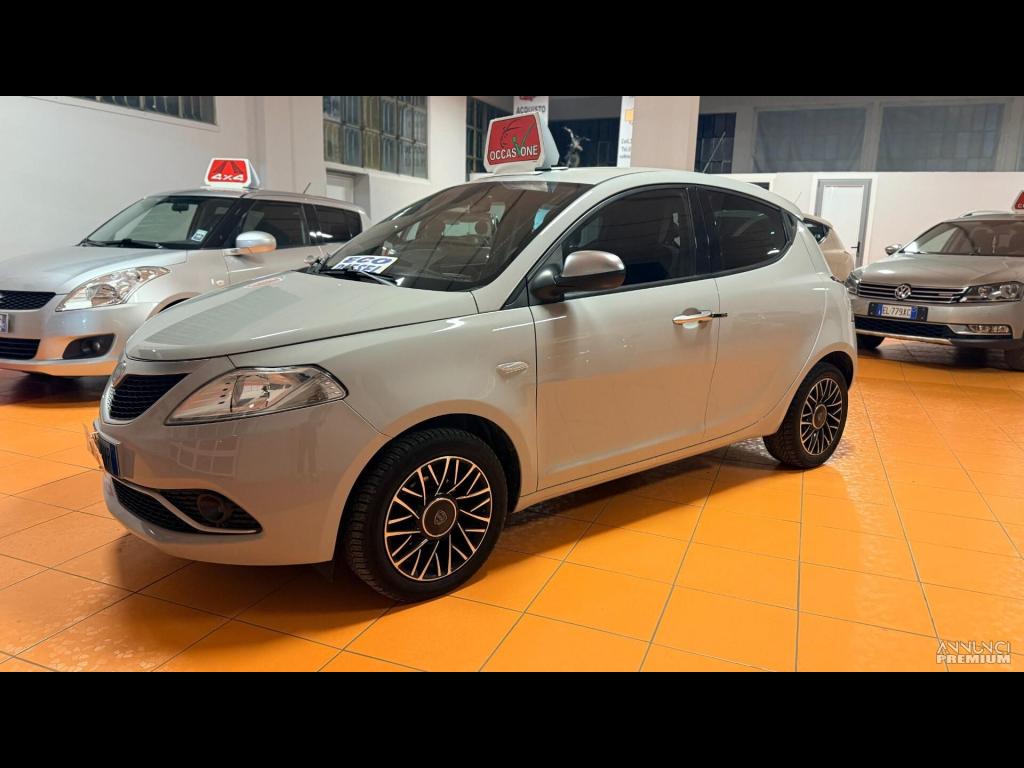 Lancia Ypsilon 1.3 MJT 16V 95 CV 5 porte S&S Mya - 5/16