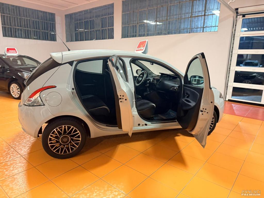 Lancia Ypsilon 1.3 MJT 16V 95 CV 5 porte S&S Mya - 10/16