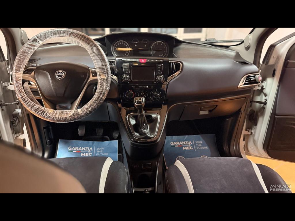 Lancia Ypsilon 1.3 MJT 16V 95 CV 5 porte S&S Mya - 16/16