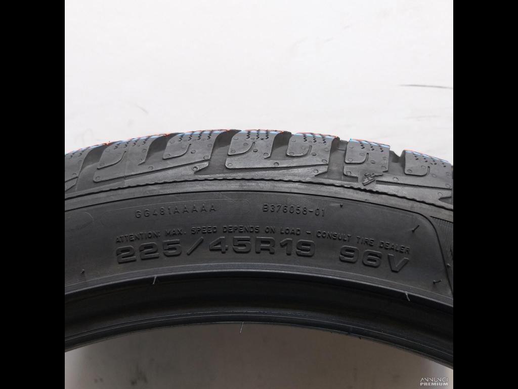 4 GOMME 225 45 19 GOODYEAR BR1141 - 7/8