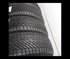 4 GOMME 225 60 18 PIRELLI BR1142