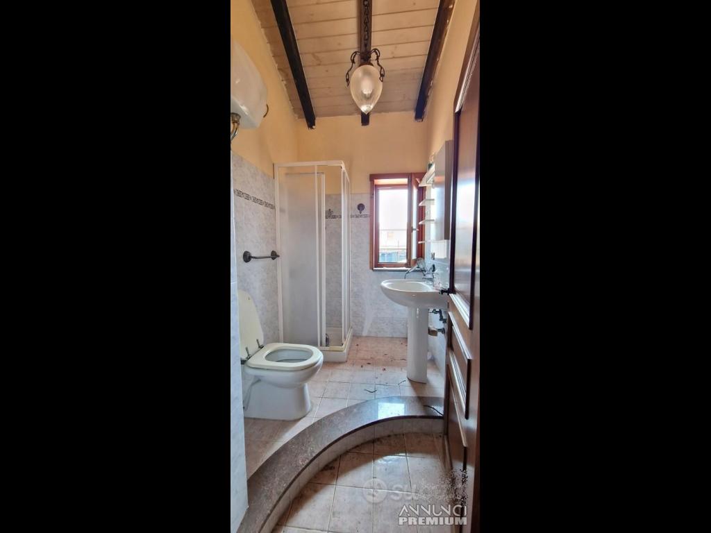 Casa singola con cortile e garage a Linguaglossa - 12/21
