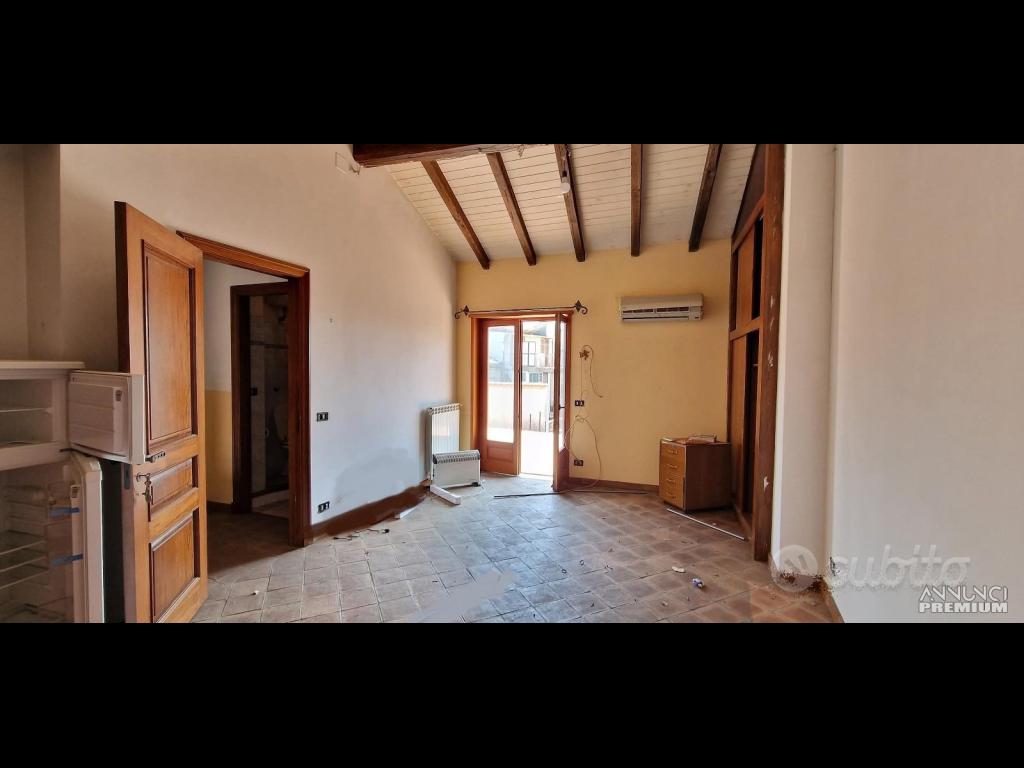 Casa singola con cortile e garage a Linguaglossa - 13/21