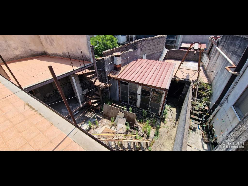 Casa singola con cortile e garage a Linguaglossa - 19/21