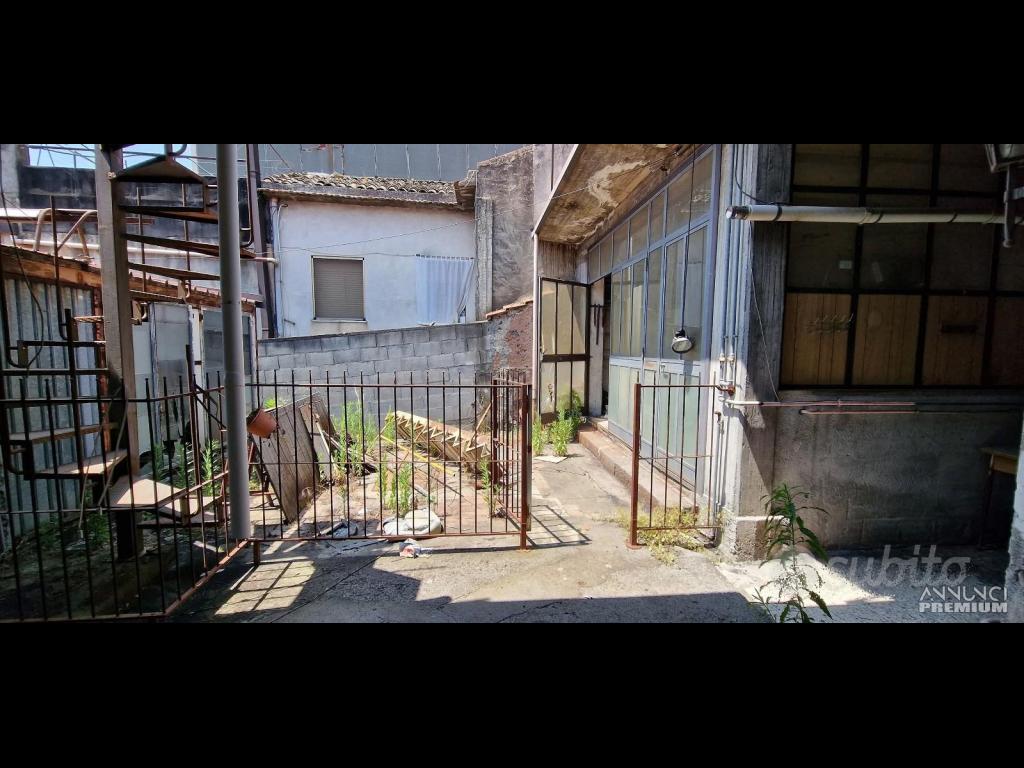 Casa singola con cortile e garage a Linguaglossa - 20/21
