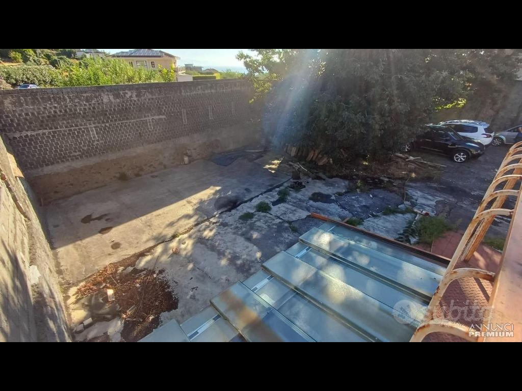 Casa singola con cortile e garage Piedimonte Etneo - 8/8